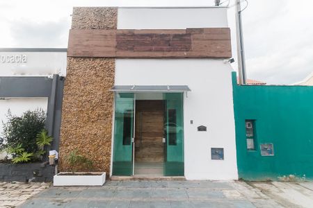 Casa para alugar com 190m², 3 quartos e 3 vagasFachada