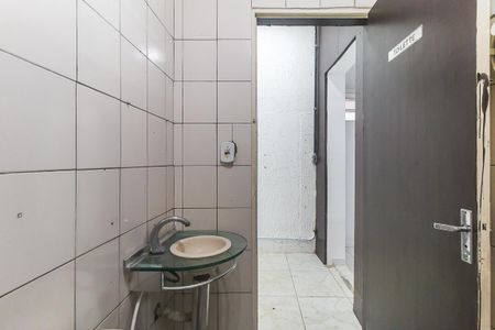 Casa para alugar com 190m², 3 quartos e 3 vagasBanheiro Social