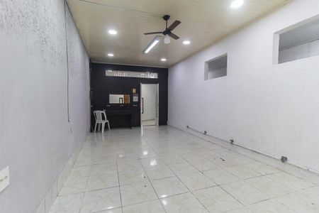 Casa para alugar com 190m², 3 quartos e 3 vagasSala
