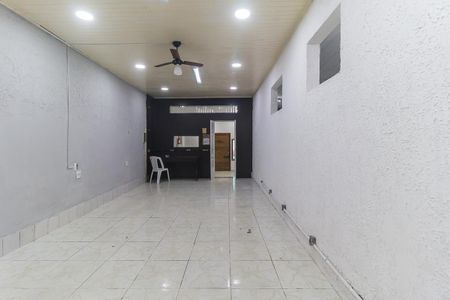 Casa para alugar com 190m², 3 quartos e 3 vagasSala