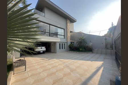 Casa à venda com 550m², 4 quartos e 5 vagasÁrea comum