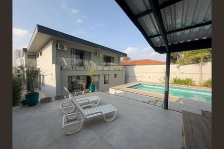 Casa à venda com 550m², 4 quartos e 5 vagasÁrea comum