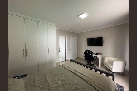 Casa à venda com 550m², 4 quartos e 5 vagasSuíte 2