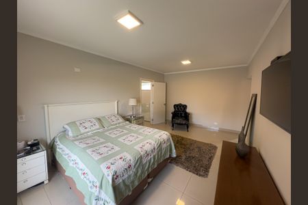 Casa à venda com 550m², 4 quartos e 5 vagasSuíte 4