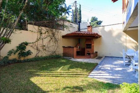 Casa de condomínio à venda com 300m², 4 quartos e 5 vagasÁrea Externa