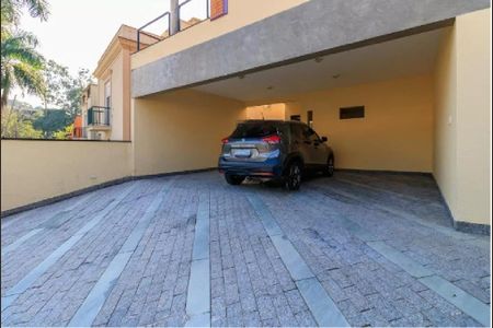 Casa de condomínio à venda com 300m², 4 quartos e 5 vagasGaragem