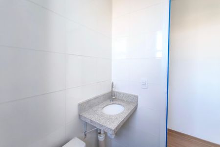 Apartamento à venda com 66m², 2 quartos e 1 vaga Apartamento à venda com 66m², 2 quartos e 1 vagaBanheiro da Suíte
