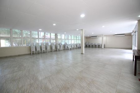 Apartamento à venda com 43m², 2 quartos e 1 vagaÁrea Comum - Salão de Festas