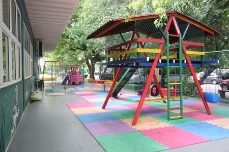 Apartamento à venda com 43m², 2 quartos e 1 vagaÁrea Comum - Playground