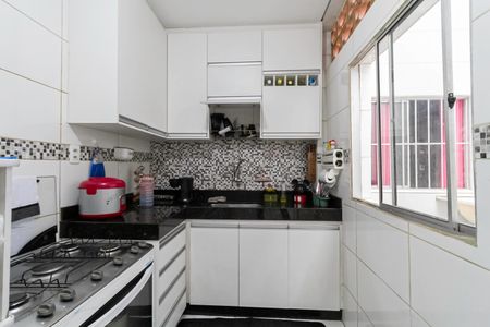 Casa para alugar com 60m², 2 quartos e 3 vagasCozinha