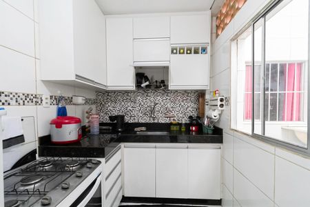 Casa para alugar com 60m², 2 quartos e 3 vagasCozinha