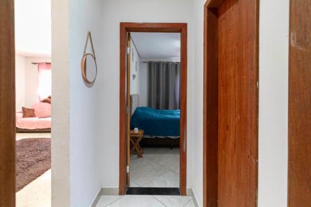 Corredor de casa para alugar com 2 quartos, 60m² em Trevo, Belo Horizonte