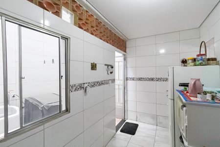 Casa para alugar com 60m², 2 quartos e 3 vagasCozinha