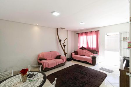 Sala de casa para alugar com 2 quartos, 60m² em Trevo, Belo Horizonte