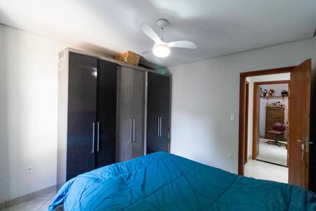 Quarto 1 de casa para alugar com 2 quartos, 60m² em Trevo, Belo Horizonte