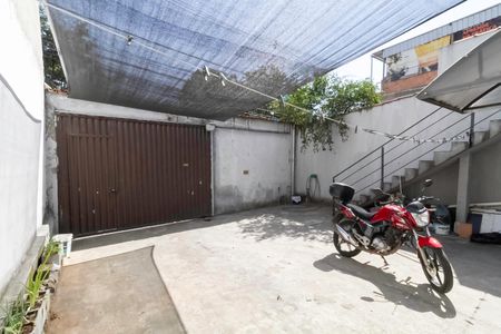 Casa para alugar com 60m², 2 quartos e 3 vagasGaragem