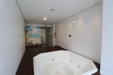 Apartamento para alugar com 135m², 3 quartos e 2 vagas Apartamento para alugar com 135m², 3 quartos e 2 vagasÁrea comum - Spa