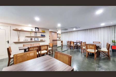 Apartamento à venda com 99m², 4 quartos e 1 vagaÁrea comum - Salão de festas