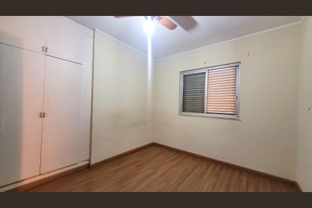 Apartamento à venda com 99m², 4 quartos e 1 vagaQuarto3