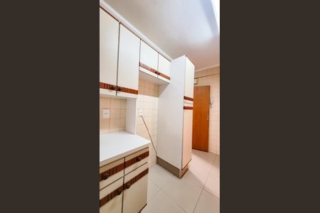 Apartamento à venda com 99m², 4 quartos e 1 vagaCozinha