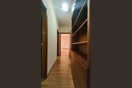 Apartamento à venda com 99m², 4 quartos e 1 vagaCorredor