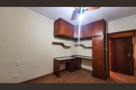 Apartamento à venda com 99m², 4 quartos e 1 vagaQuarto3