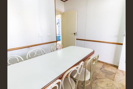 Apartamento para alugar com 160m², 4 quartos e 3 vagasCopa