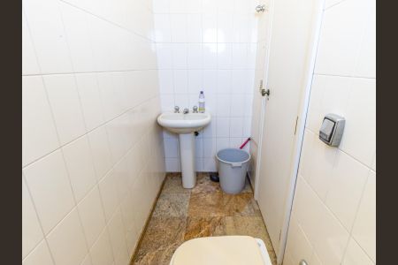 Apartamento para alugar com 160m², 4 quartos e 3 vagasBanheiro de serviço