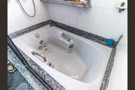 Apartamento para alugar com 160m², 4 quartos e 3 vagasBanheiro da Suíte