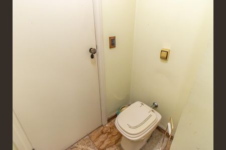 Apartamento para alugar com 160m², 4 quartos e 3 vagasLavabo