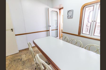 Apartamento para alugar com 160m², 4 quartos e 3 vagasCopa