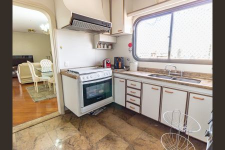 Apartamento para alugar com 160m², 4 quartos e 3 vagasCozinha