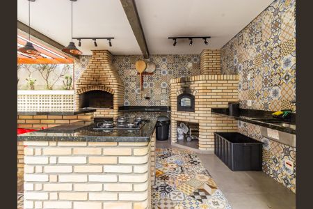 Apartamento para alugar com 160m², 4 quartos e 3 vagasÁrea comum - Churrasqueira