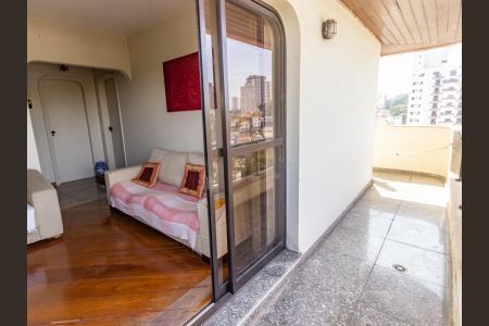 Apartamento para alugar com 160m², 4 quartos e 3 vagasVaranda