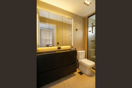 Apartamento para alugar com 60m², 1 quarto e 1 vaga Apartamento para alugar com 60m², 1 quarto e 1 vagaBanheiro da Suíte