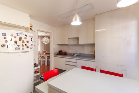 Apartamento à venda com 146m², 3 quartos e 2 vagas Apartamento à venda com 146m², 3 quartos e 2 vagasCozinha