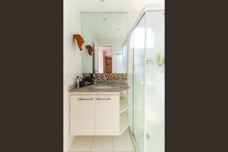 Apartamento à venda com 146m², 3 quartos e 2 vagas Apartamento à venda com 146m², 3 quartos e 2 vagasBanheiro da Suíte 3