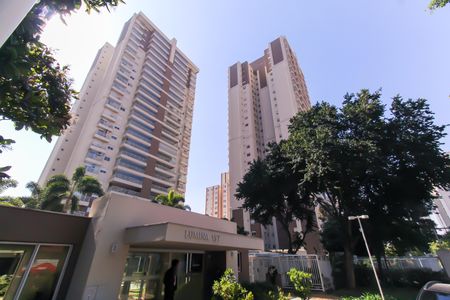 Apartamento à venda com 146m², 3 quartos e 2 vagas Apartamento à venda com 146m², 3 quartos e 2 vagasFachada