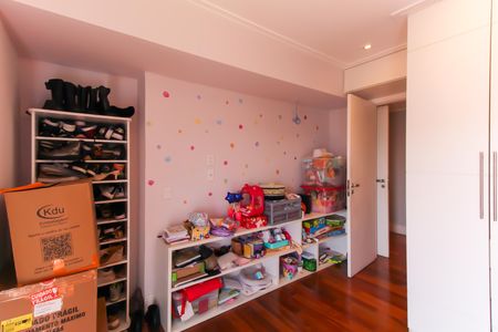 Apartamento à venda com 146m², 3 quartos e 2 vagas Apartamento à venda com 146m², 3 quartos e 2 vagasSuíte 3