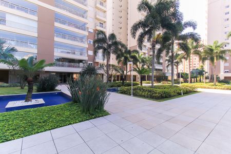 Apartamento à venda com 146m², 3 quartos e 2 vagas Apartamento à venda com 146m², 3 quartos e 2 vagasÁrea externa