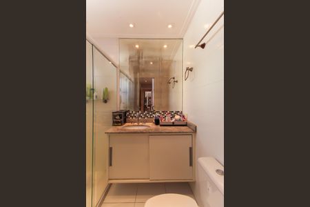 Apartamento à venda com 146m², 3 quartos e 2 vagas Apartamento à venda com 146m², 3 quartos e 2 vagasBanheiro da Suíte 2