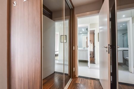 Apartamento à venda com 100m², 3 quartos e 2 vagas Apartamento à venda com 100m², 3 quartos e 2 vagasSuíte 2