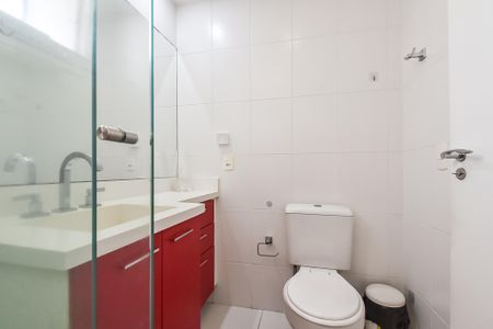 Apartamento à venda com 100m², 3 quartos e 2 vagas Apartamento à venda com 100m², 3 quartos e 2 vagasBanheiro da suíte 2