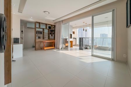 Apartamento à venda com 100m², 3 quartos e 2 vagasSala