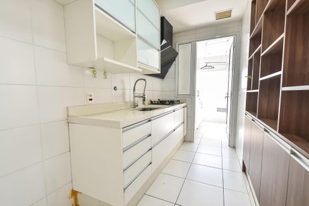 Apartamento à venda com 100m², 3 quartos e 2 vagas Apartamento à venda com 100m², 3 quartos e 2 vagasCozinha
