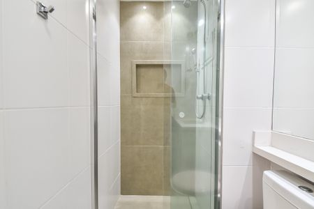 Apartamento à venda com 100m², 3 quartos e 2 vagas Apartamento à venda com 100m², 3 quartos e 2 vagasBanheiro social