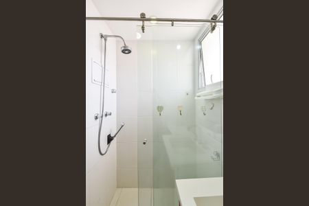 Apartamento à venda com 100m², 3 quartos e 2 vagas Apartamento à venda com 100m², 3 quartos e 2 vagasBanheiro da suíte 2