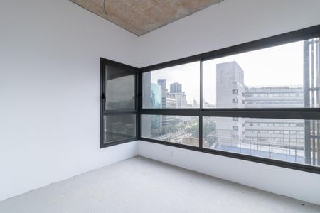 Apartamento à venda com 183m², 3 quartos e 3 vagas Apartamento à venda com 183m², 3 quartos e 3 vagasSuíte 2