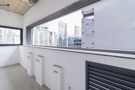 Apartamento à venda com 183m², 3 quartos e 3 vagas Apartamento à venda com 183m², 3 quartos e 3 vagasÁrea de Serviço