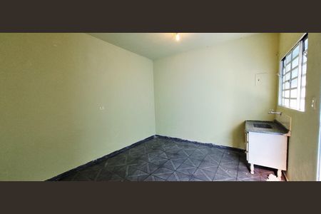 Casa para alugar com 20m², 1 quarto e sem vaga Casa para alugar com 20m², 1 quarto e sem vagaKitnet